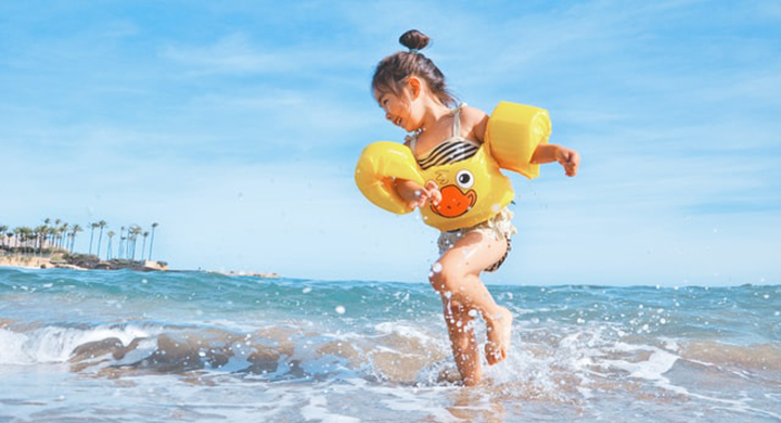 Cum te pregătești pentru vacanța de vară a copilului tău