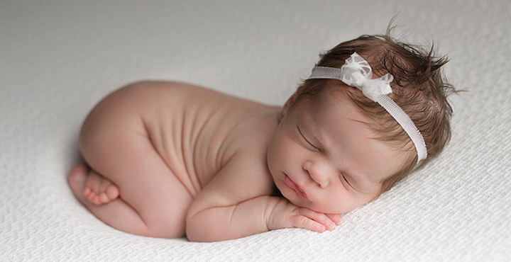 Regresia somnului la bebelusi: cauze si solutii