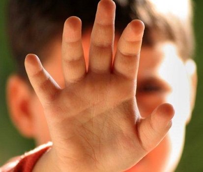 Violenţa asupra copiilor în familie – cifre şi fapte din jurul lumii